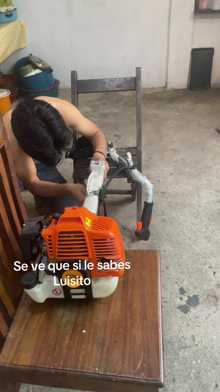 @Adrián__v_v