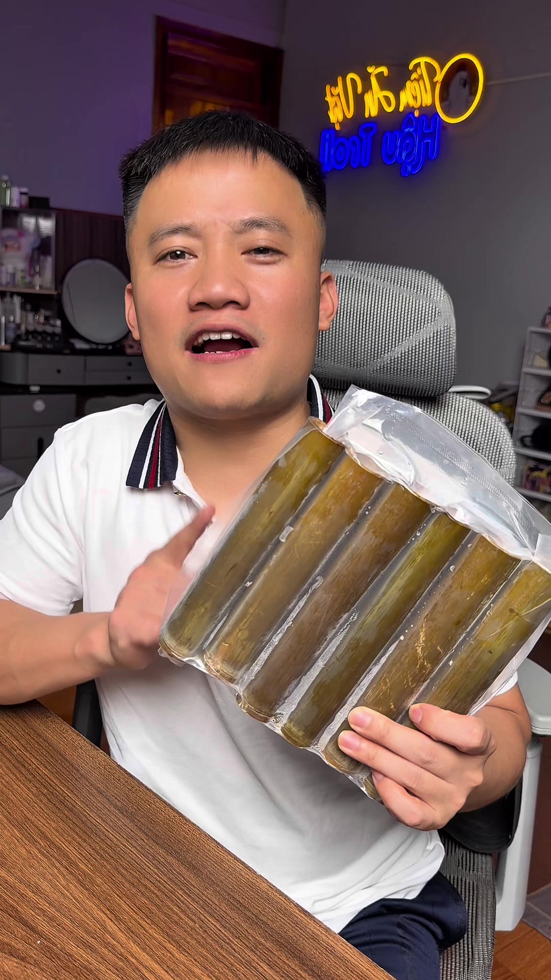 @Nguyễn Văn Hậu (Hậu Troll)