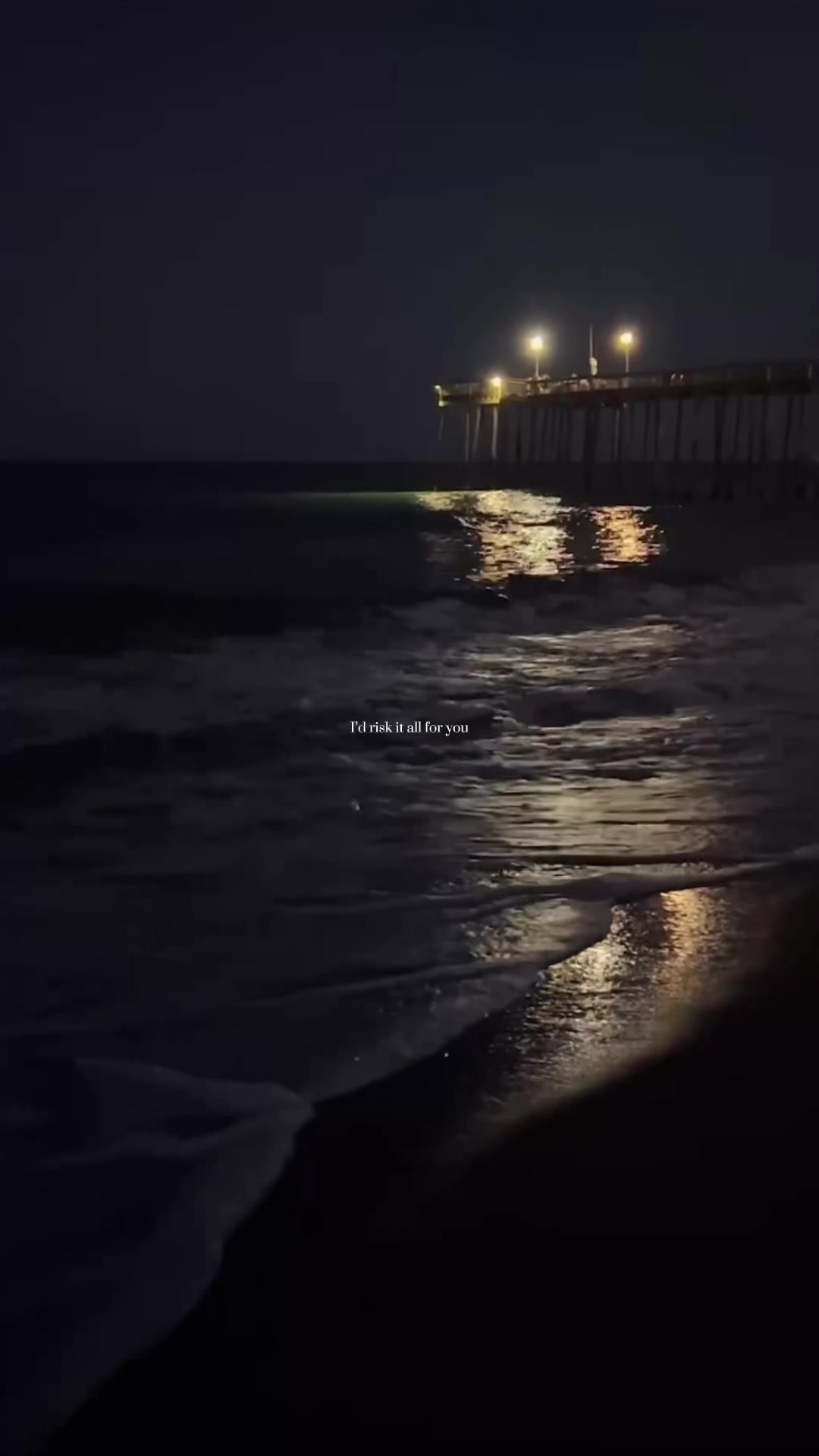 @⊹☾⋆⁺₊🎧✩°。