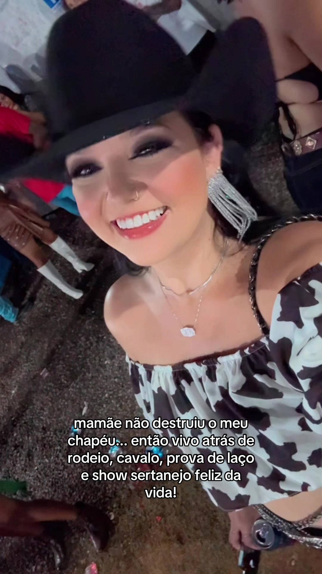 @Emillypeerez