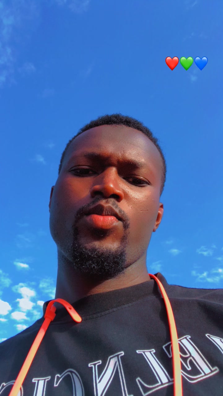 @~ Benjamin🤴 Keita