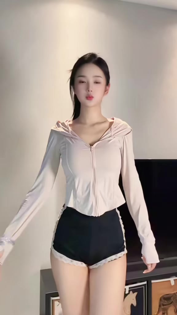 @Cute Chinese girl