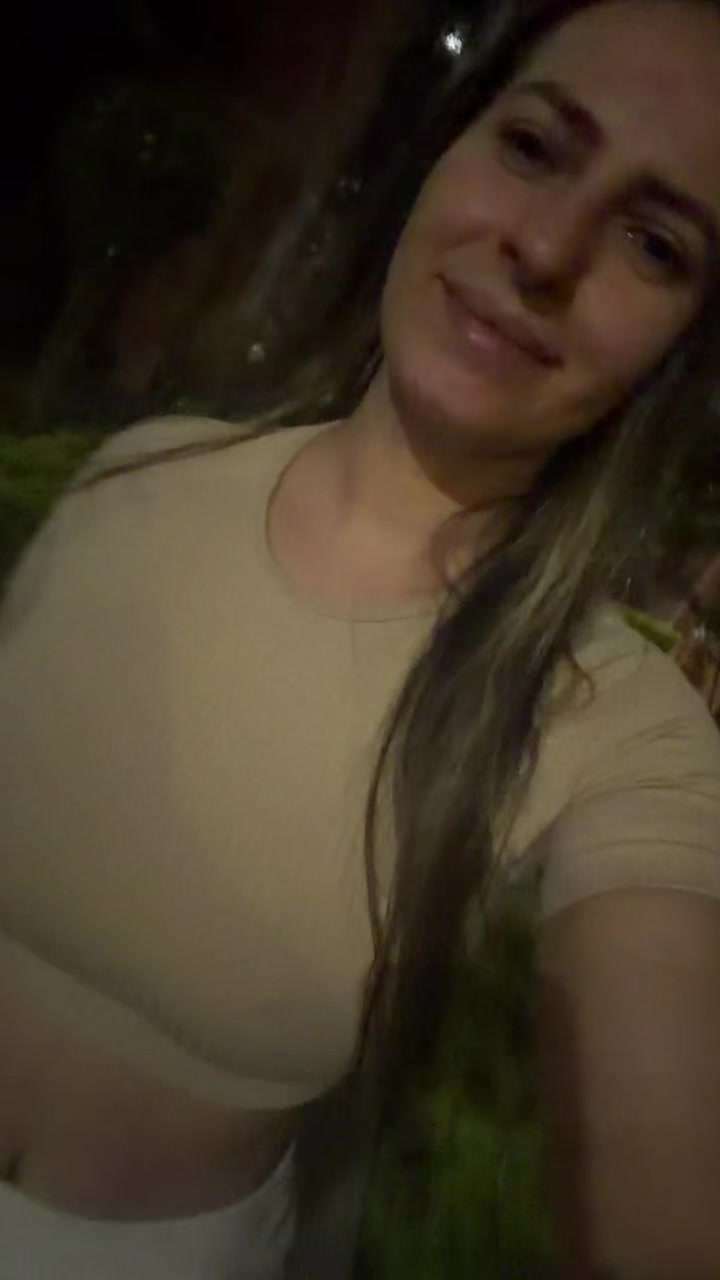 @Paola