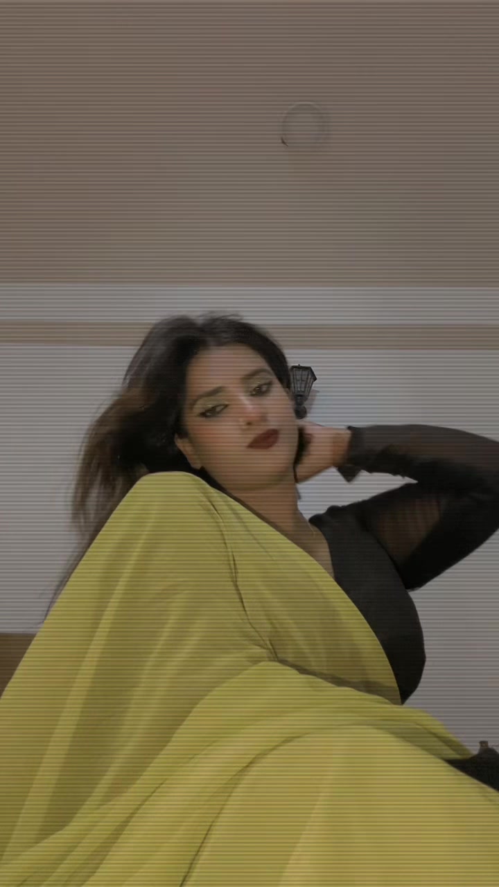 @Bhojpuri Queen 👑