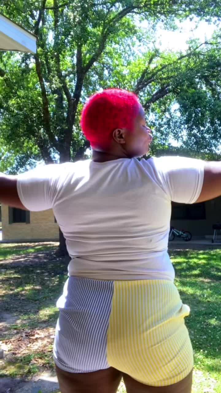 @Banieshia Shantrell