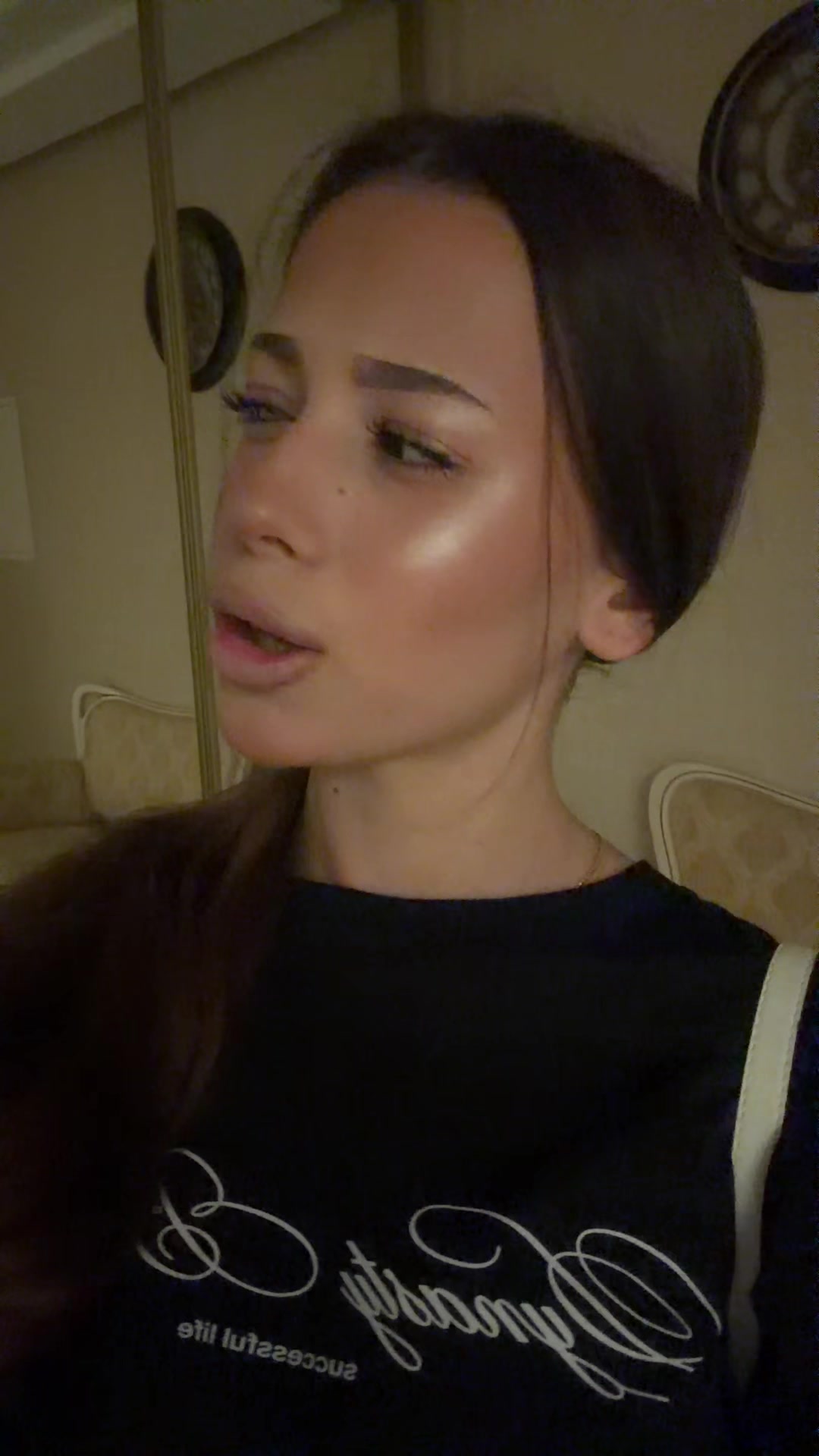 @𝒜𝓁𝑒𝒸𝒽𝓀𝒶