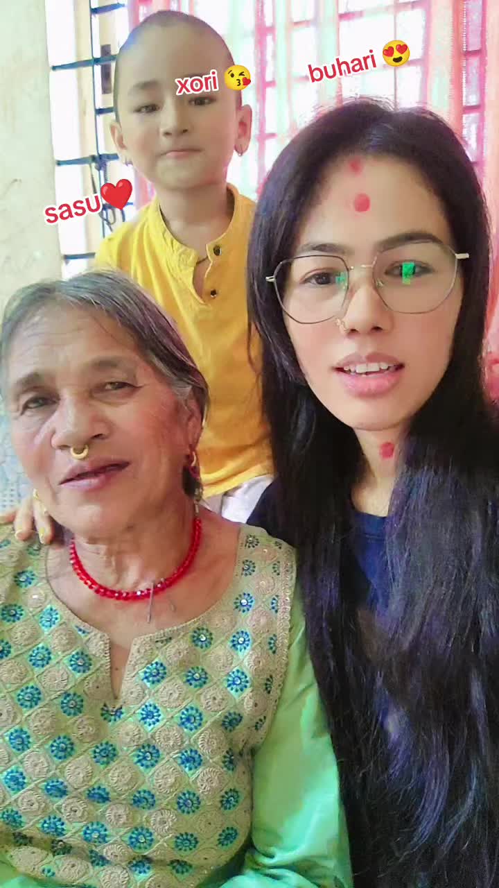 @Aadi & Aayu  Mom 🤗❤️💝