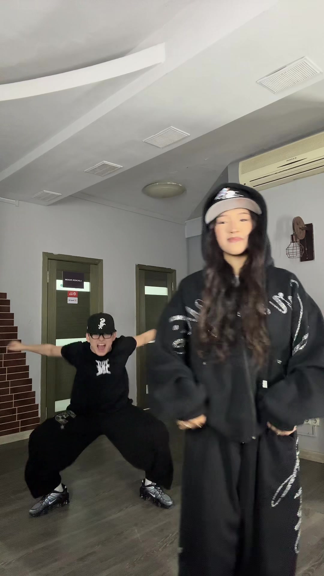 @thenude_fazyl