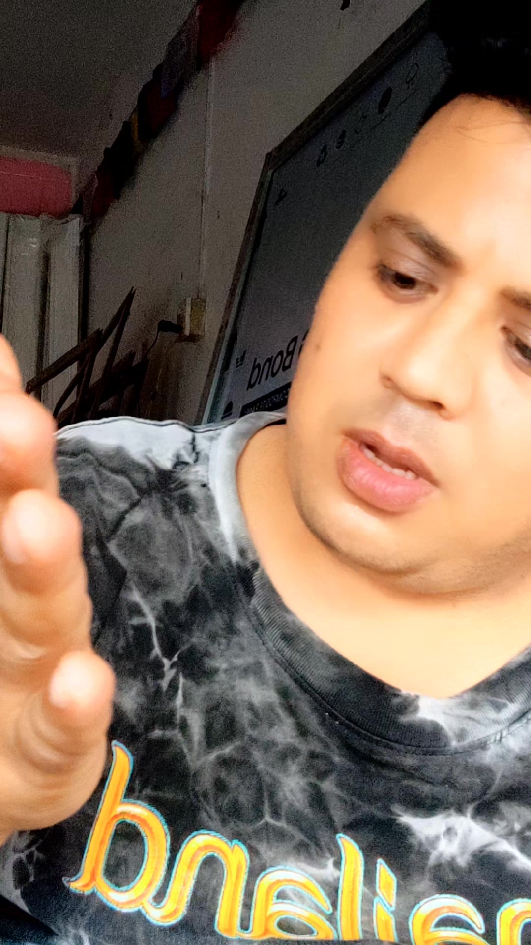 @थापा काजी (म तिम्रो काजी)