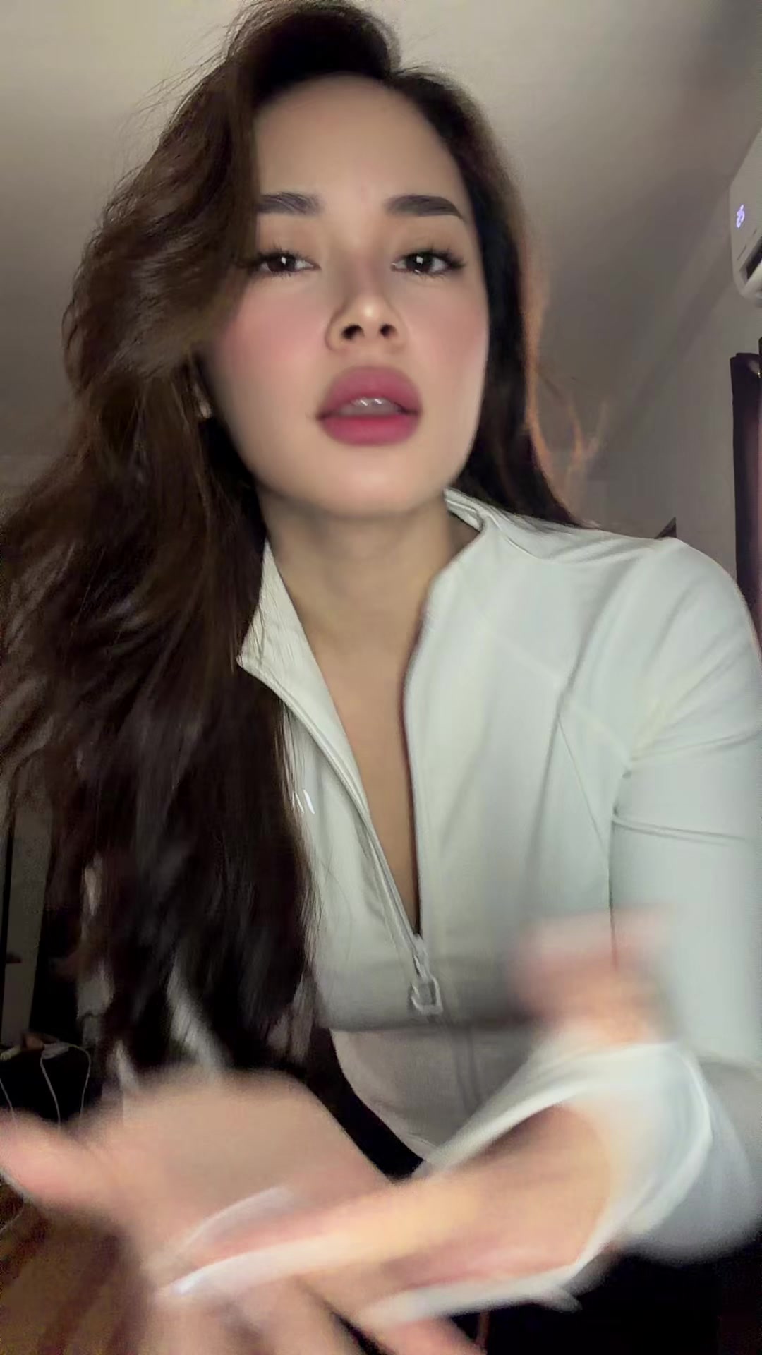@itsangelicalao