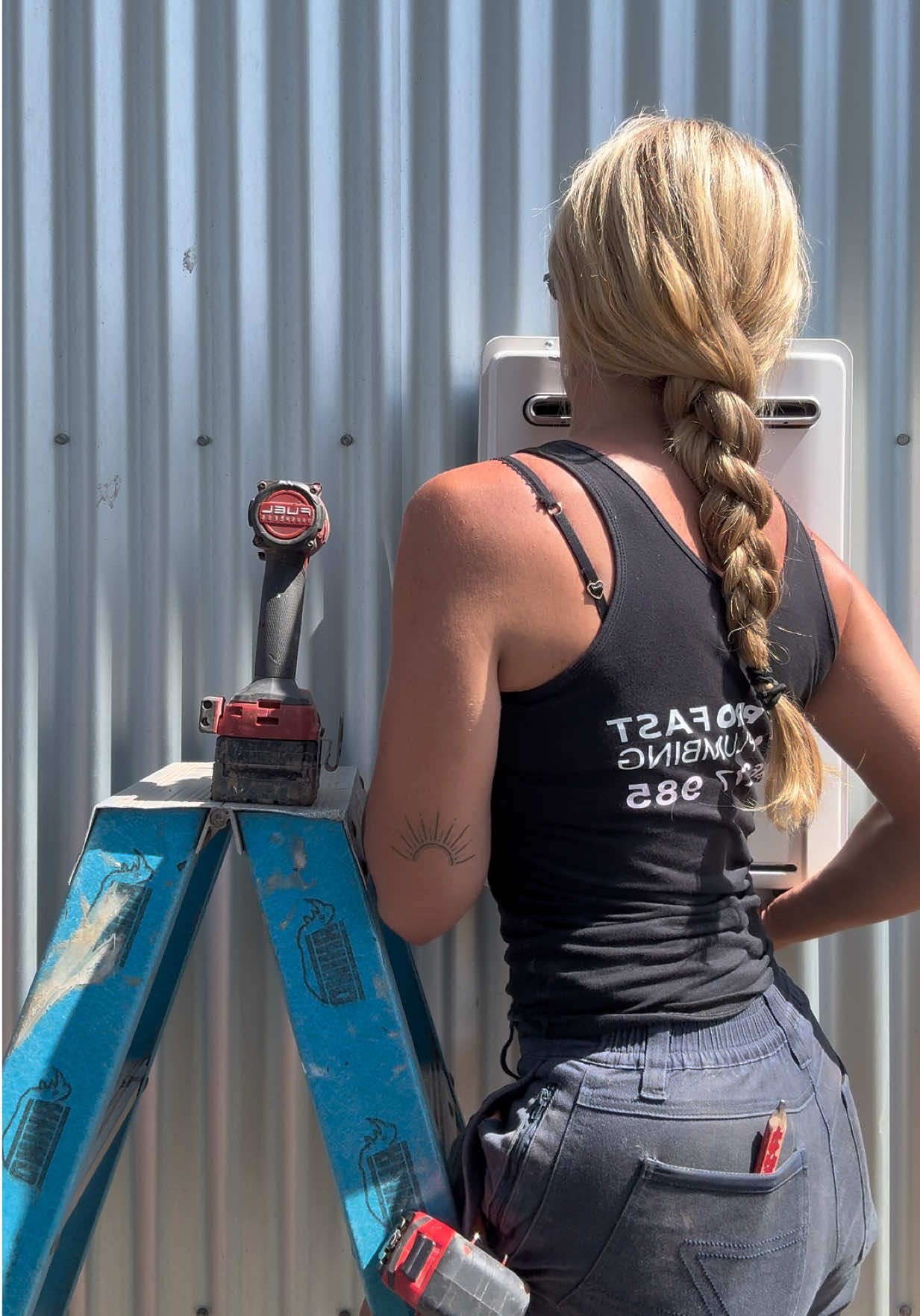 @PLUMBER_GAL