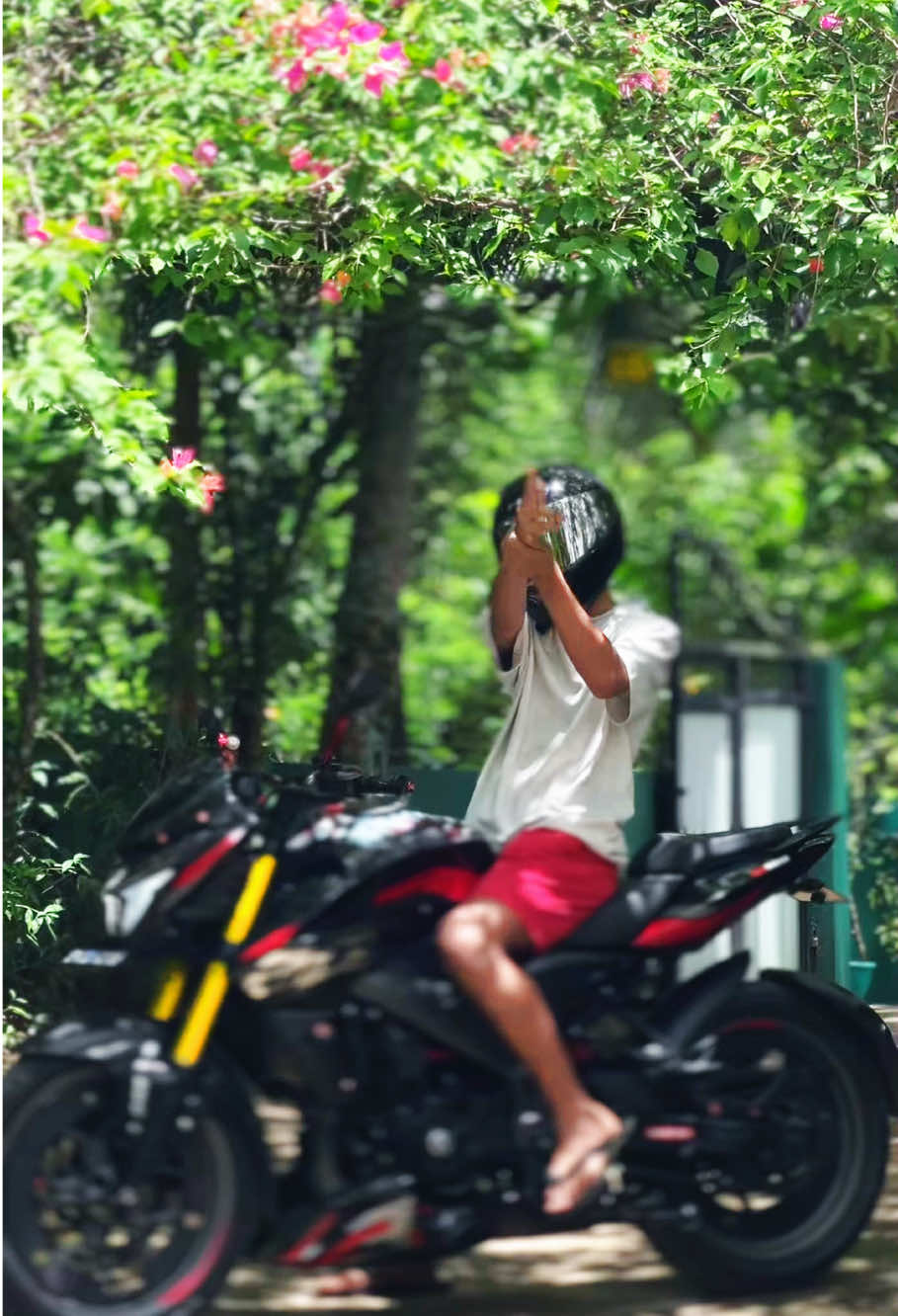 @𝐊 𝐔 𝐅 𝐅 𝐘 💋