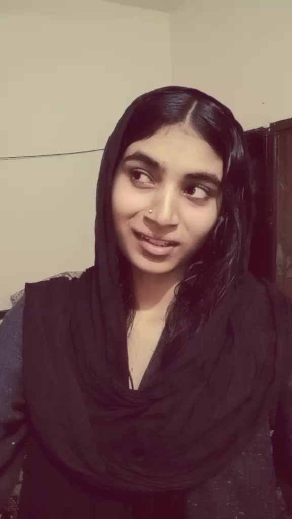 @ZARISH.AR.GILL🕊️