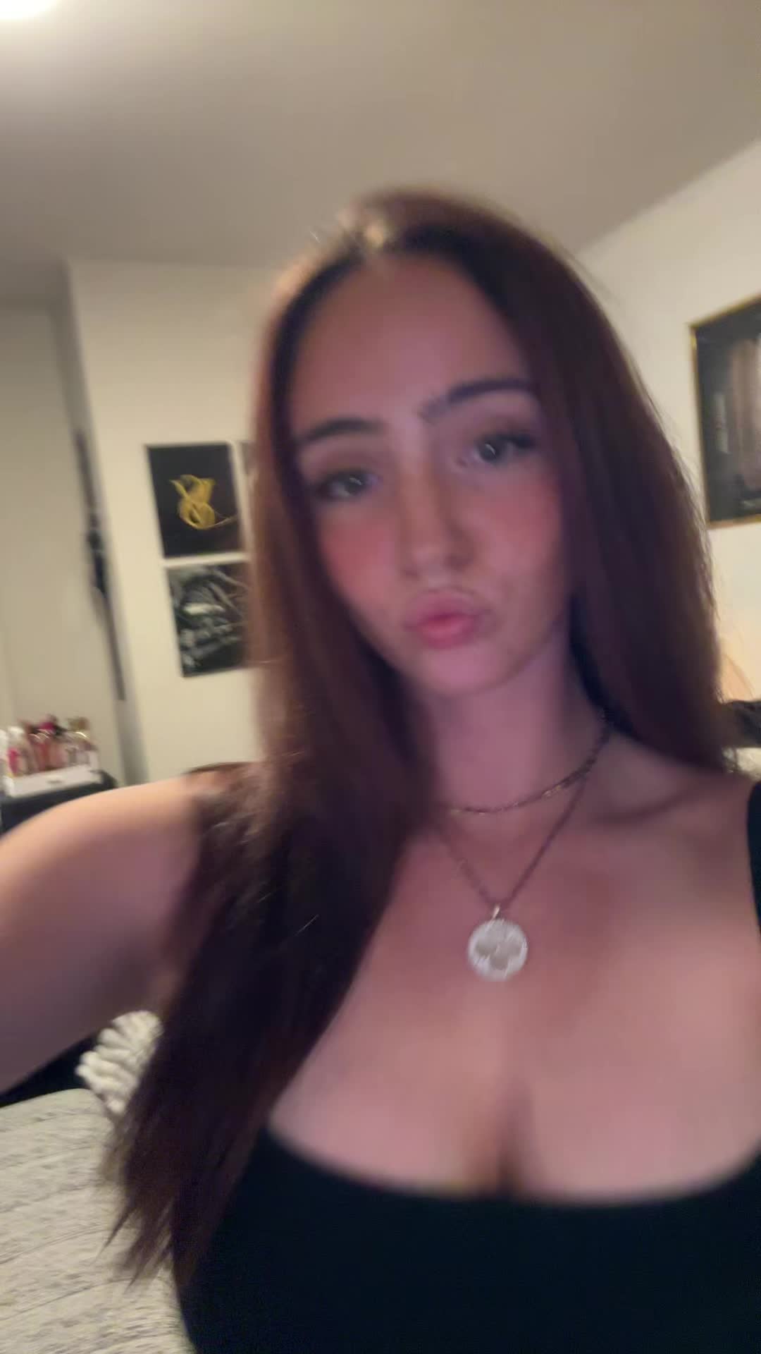 @thatfrecklegirlleah
