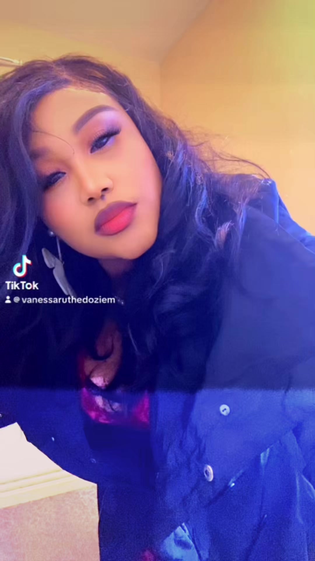 @Vanessa 🇨🇦