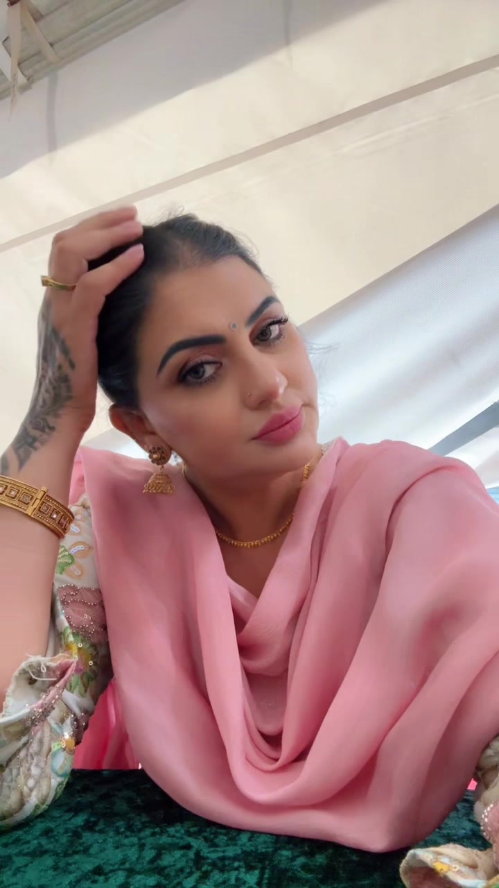 @ਪ੍ਰੀਤ ਧਾਲੀਵਾਲ❣️