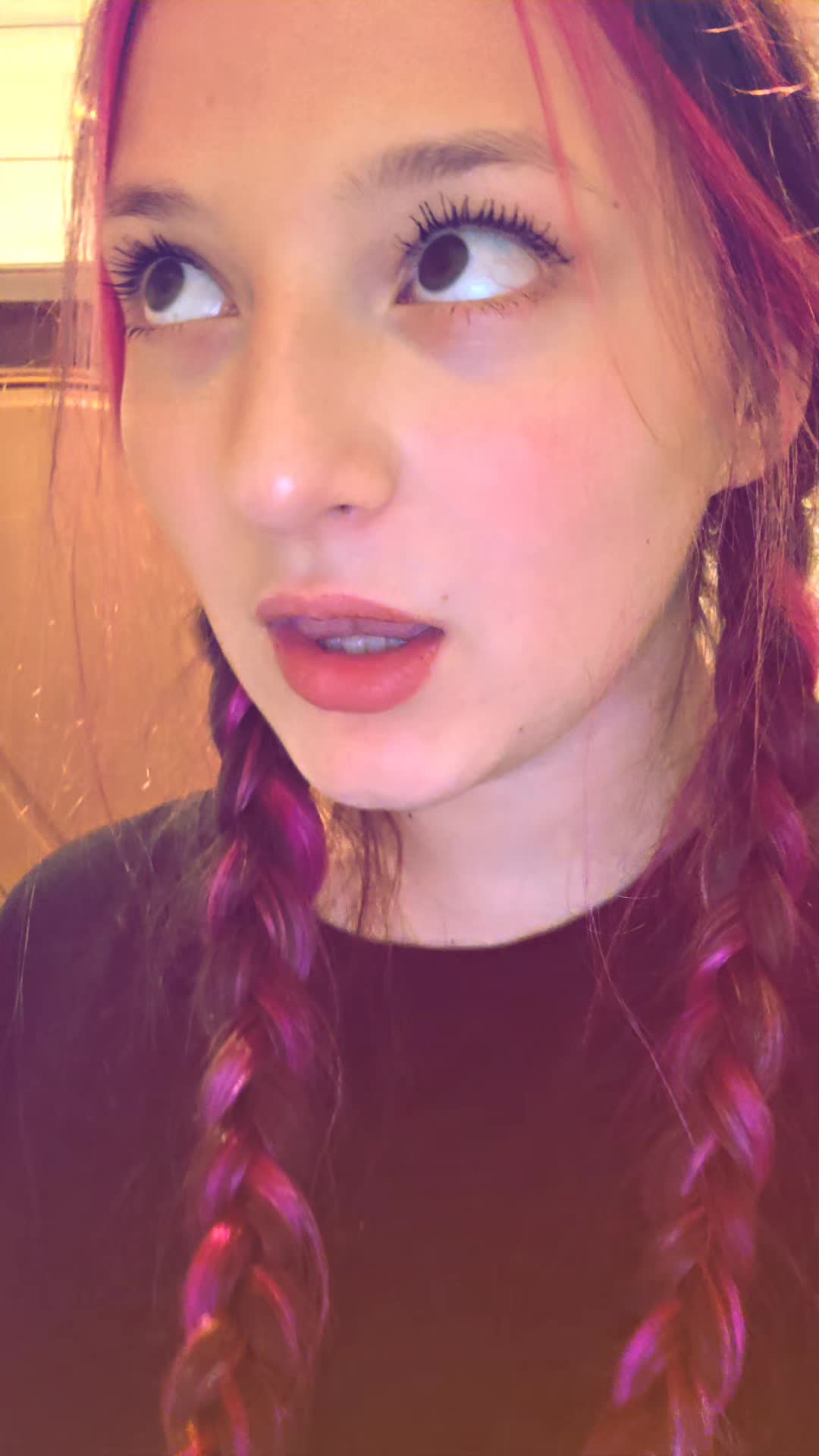 @лерабоб