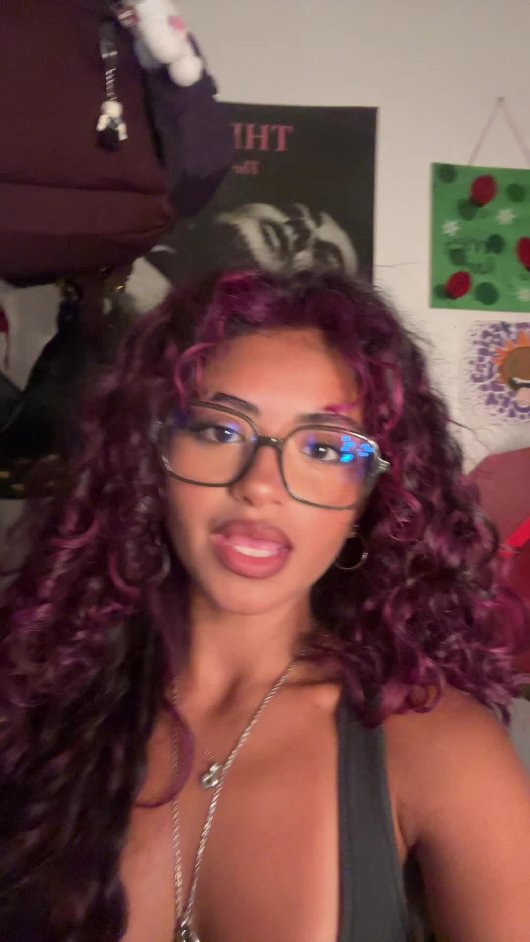 @anniebananie