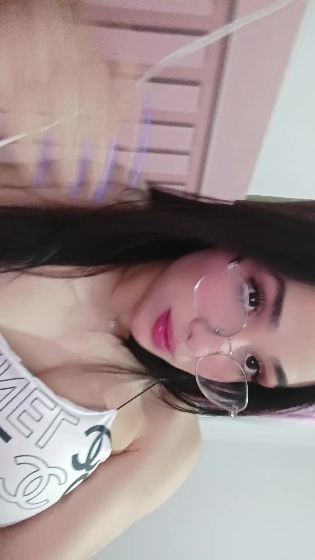 @user44256008411