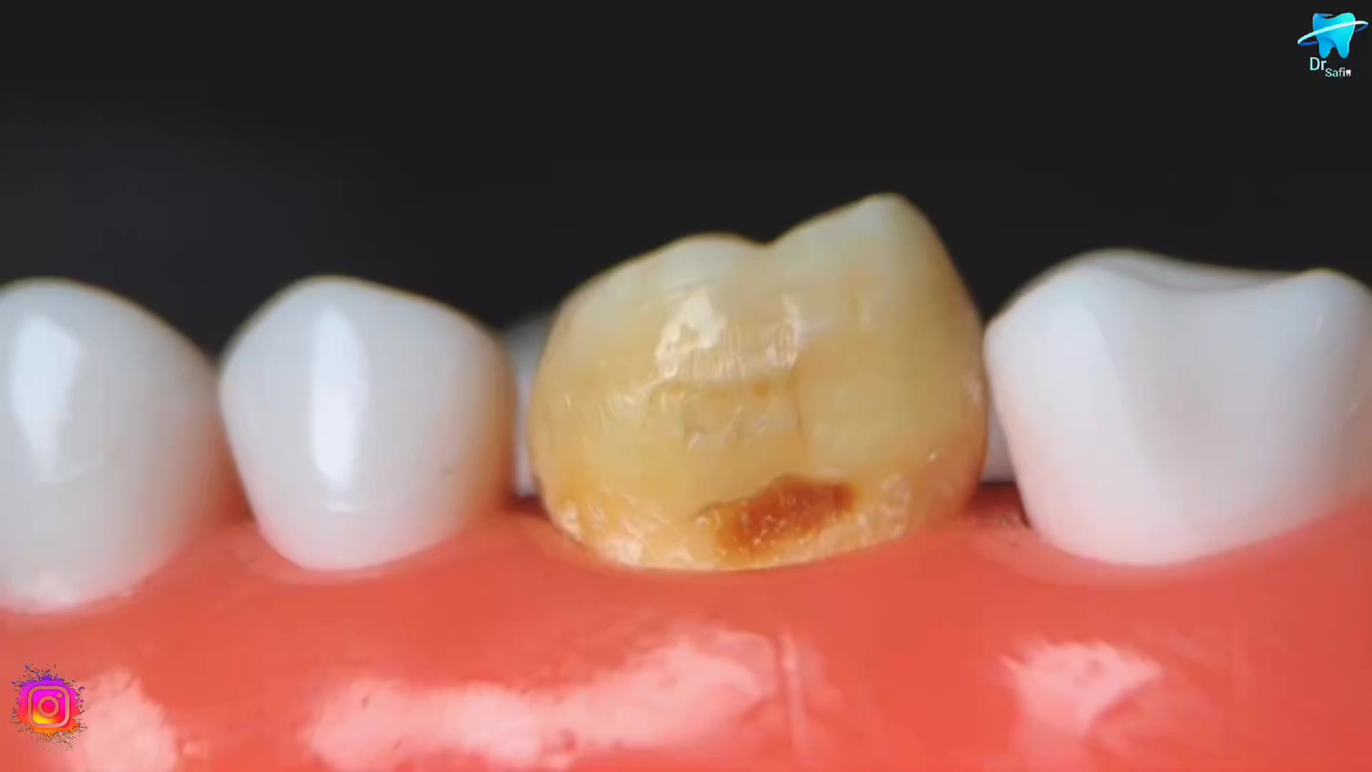 @Dentist 🦷