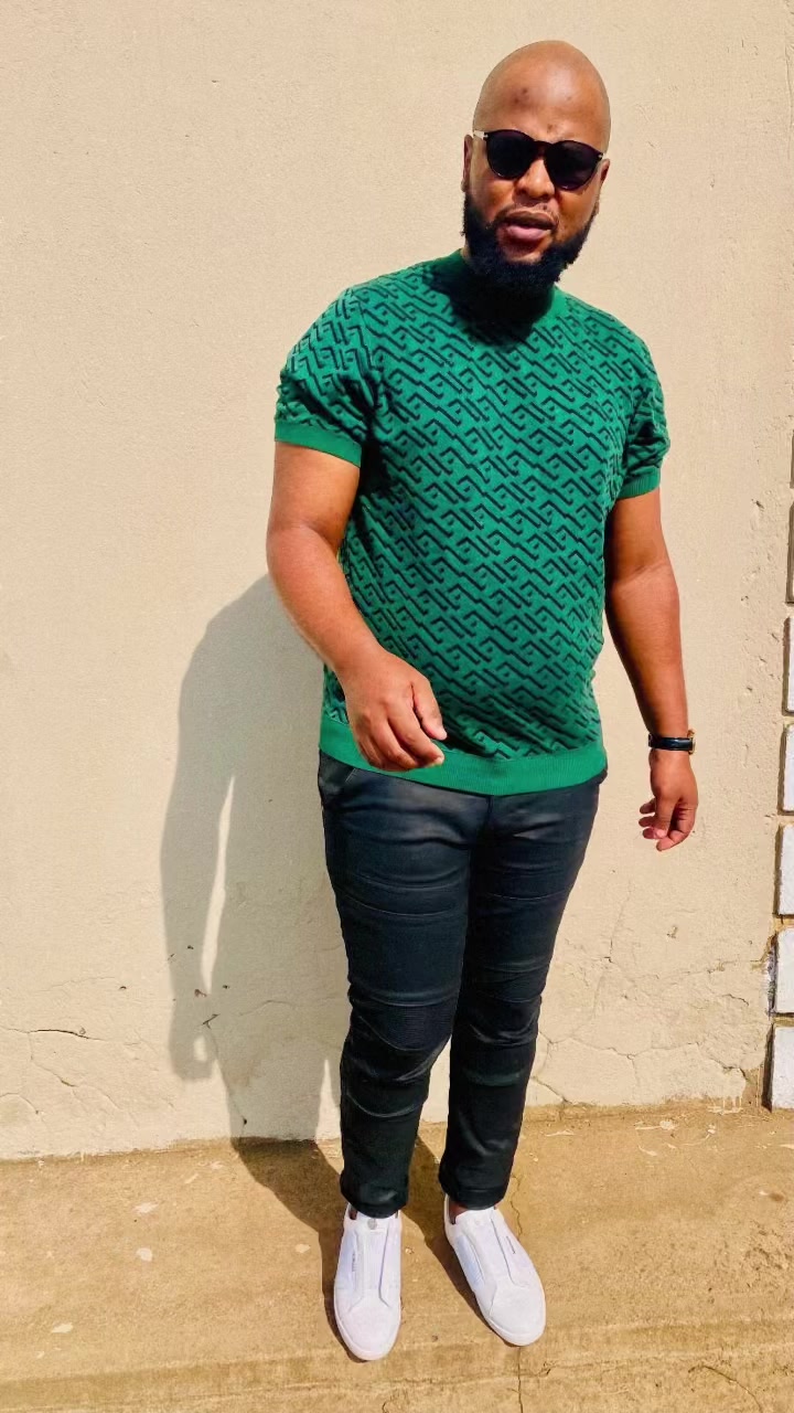 @Menzi Majola