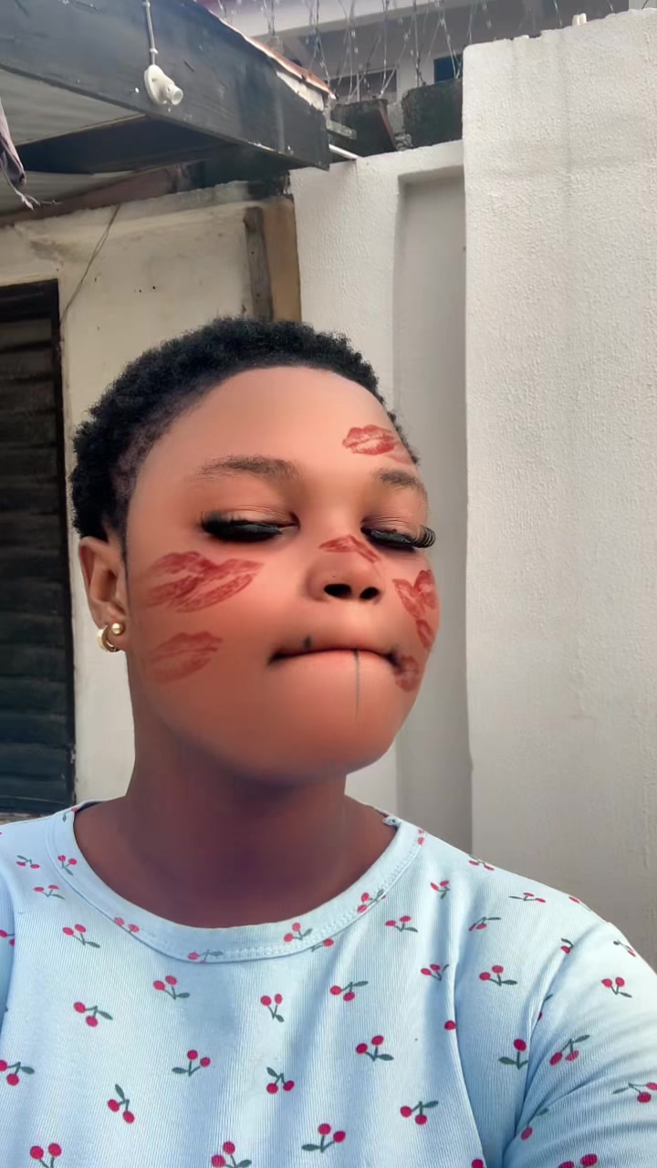 @Anikeade💕💕🥹