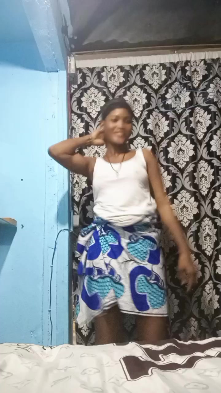 @Tchaniss.spam4