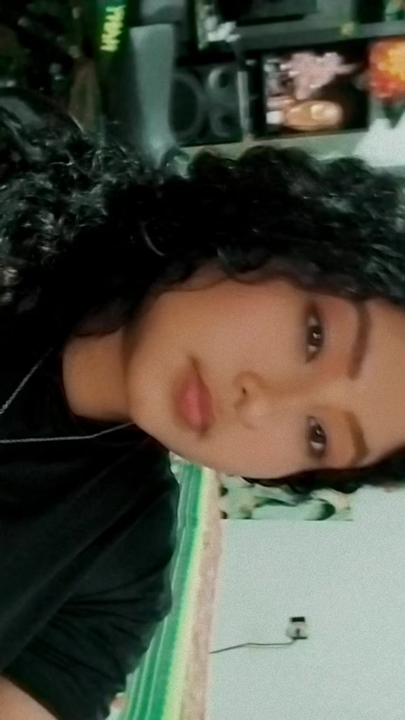 @Negraaaaa😻🤎