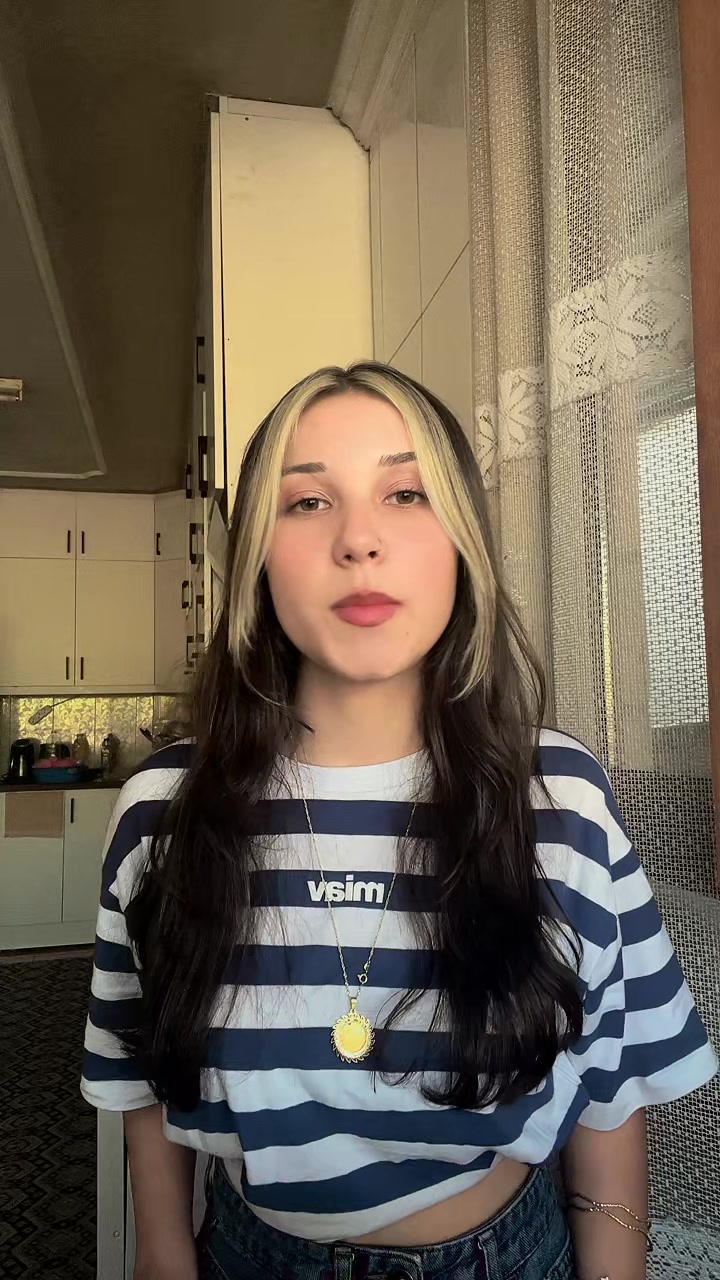 @Aleyna💫