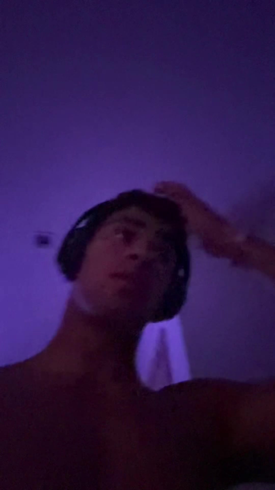 @joshy