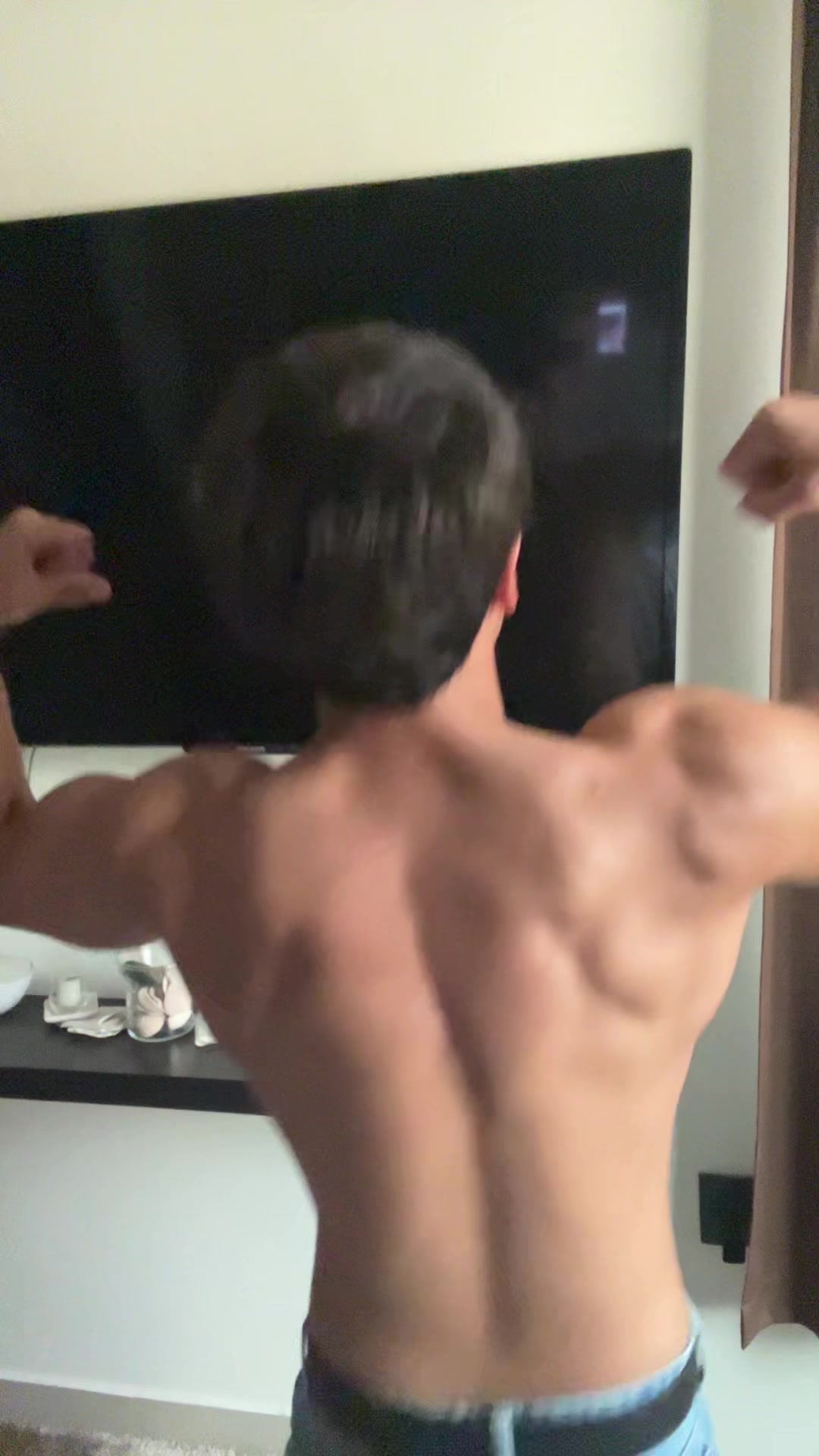 @Álvaro