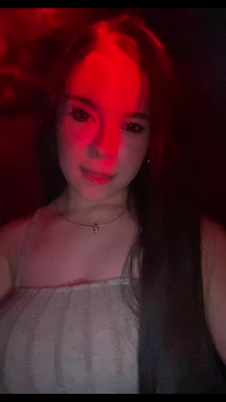 @andrea.