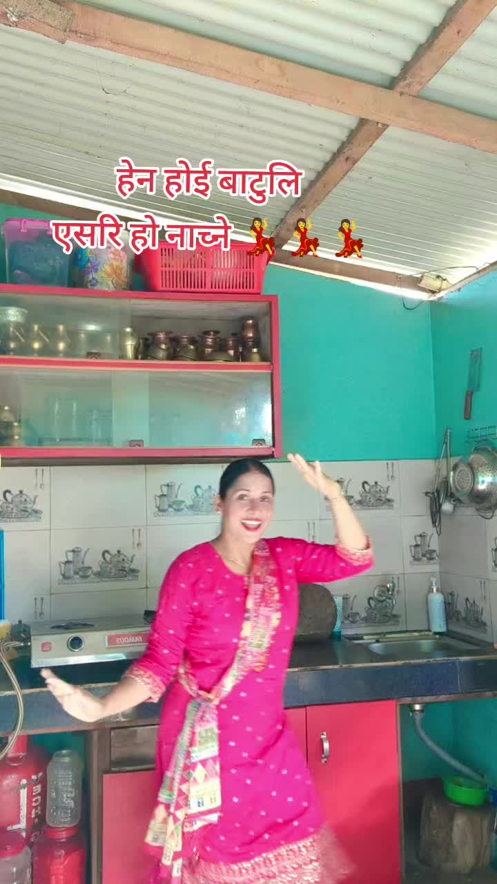 @दुलाल कि कान्छि बुहारि