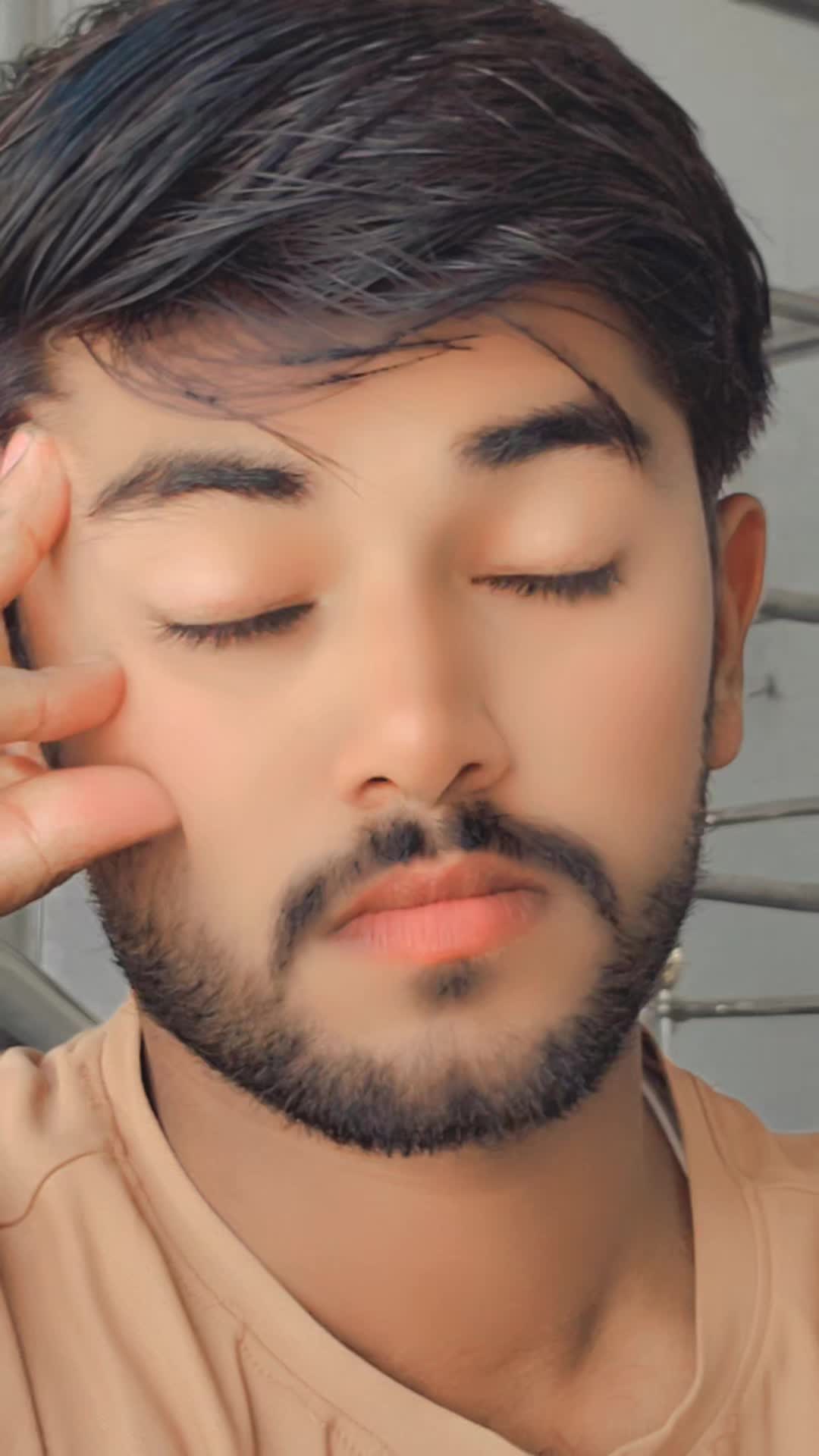 @👑 ٭マAJA٭ 👑