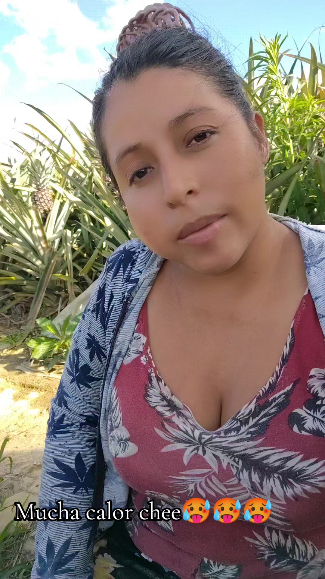 @Ali..H.V.💐☺️☺️🍍🍍🍍🍍