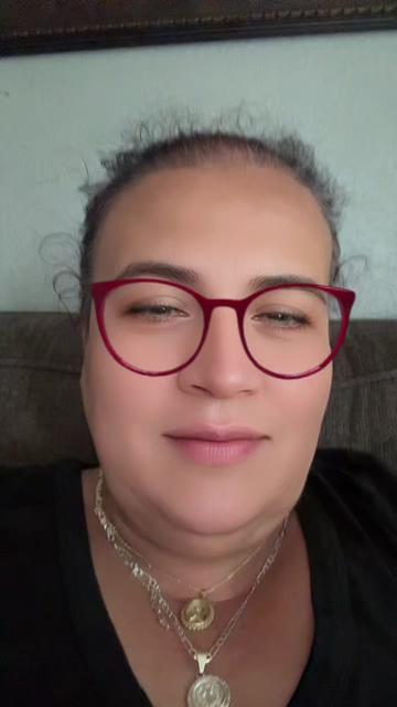 @Elvagonzalezz