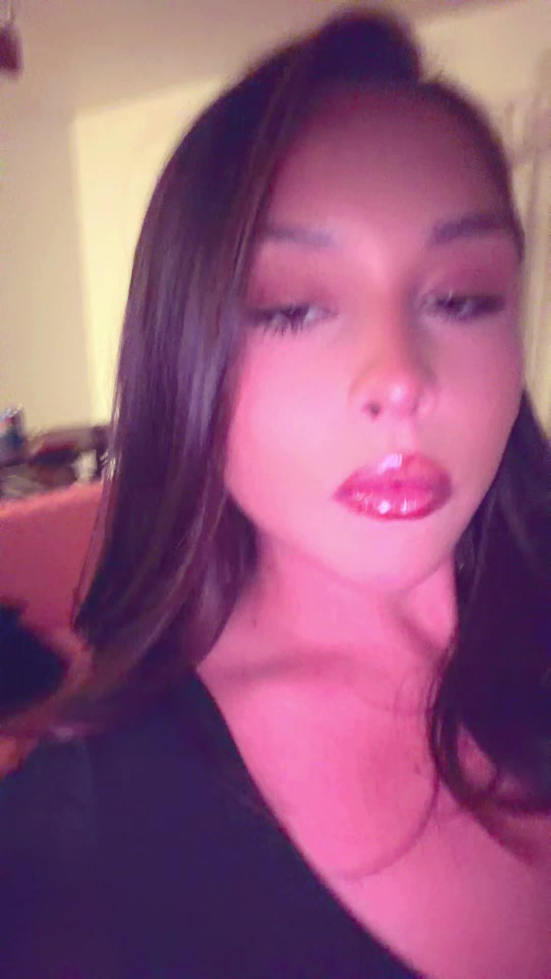 @caylaahhh 😚