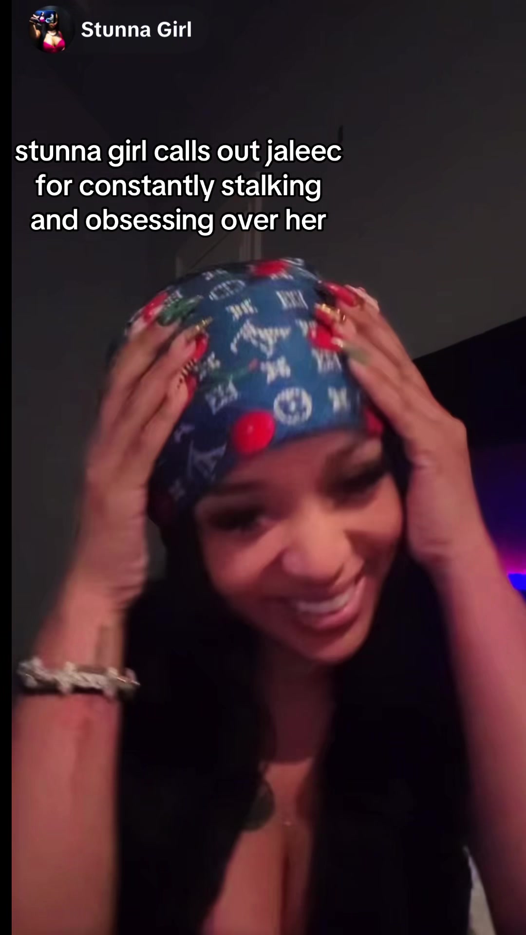 @️