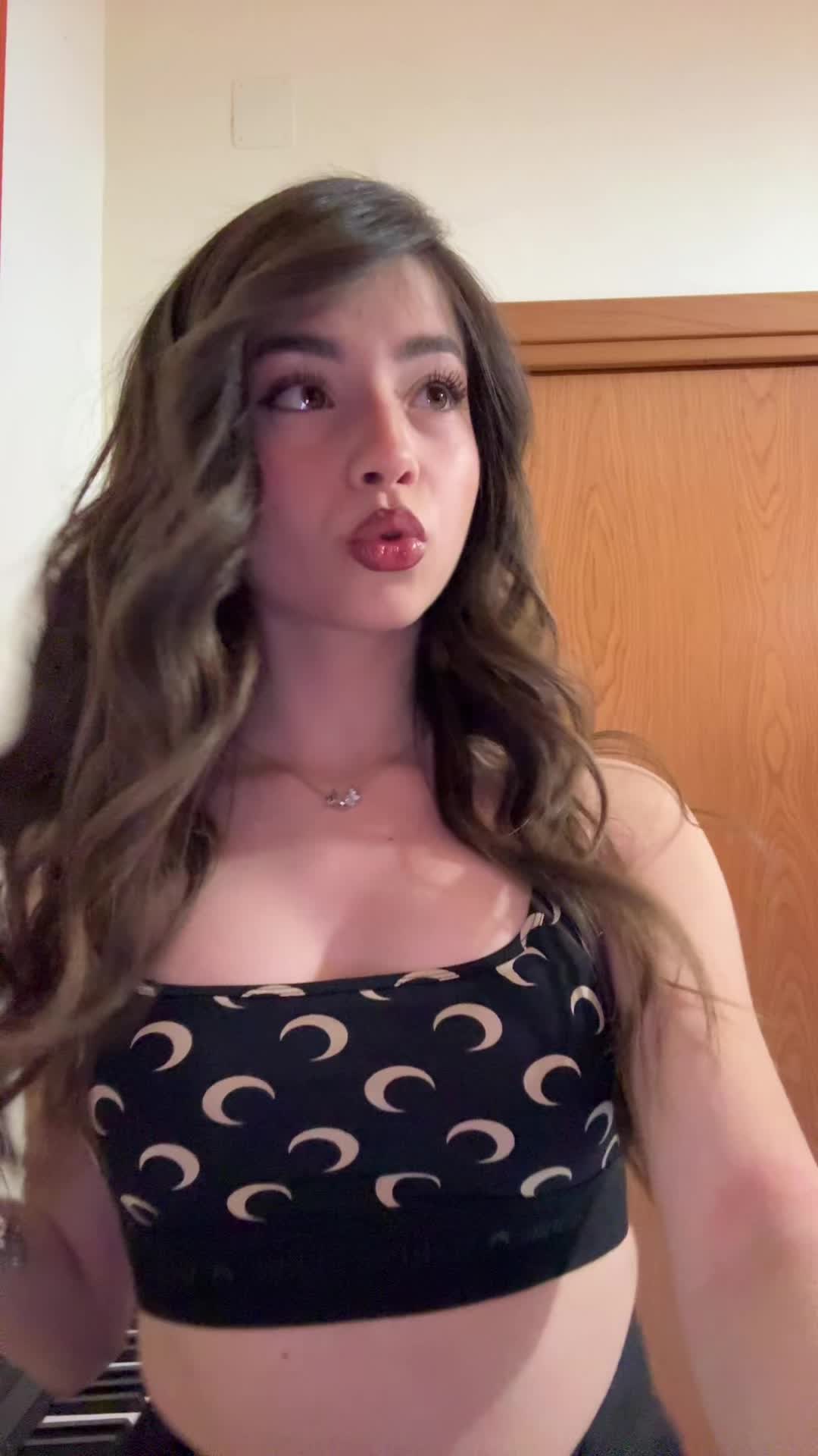 @Tonia T