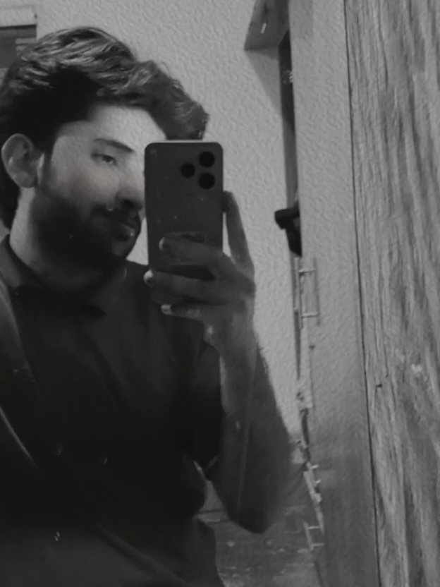@حسنین روڑو آلہ 🥂🖤