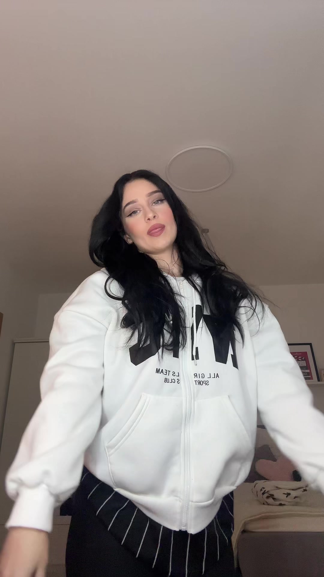 @miss.elinh