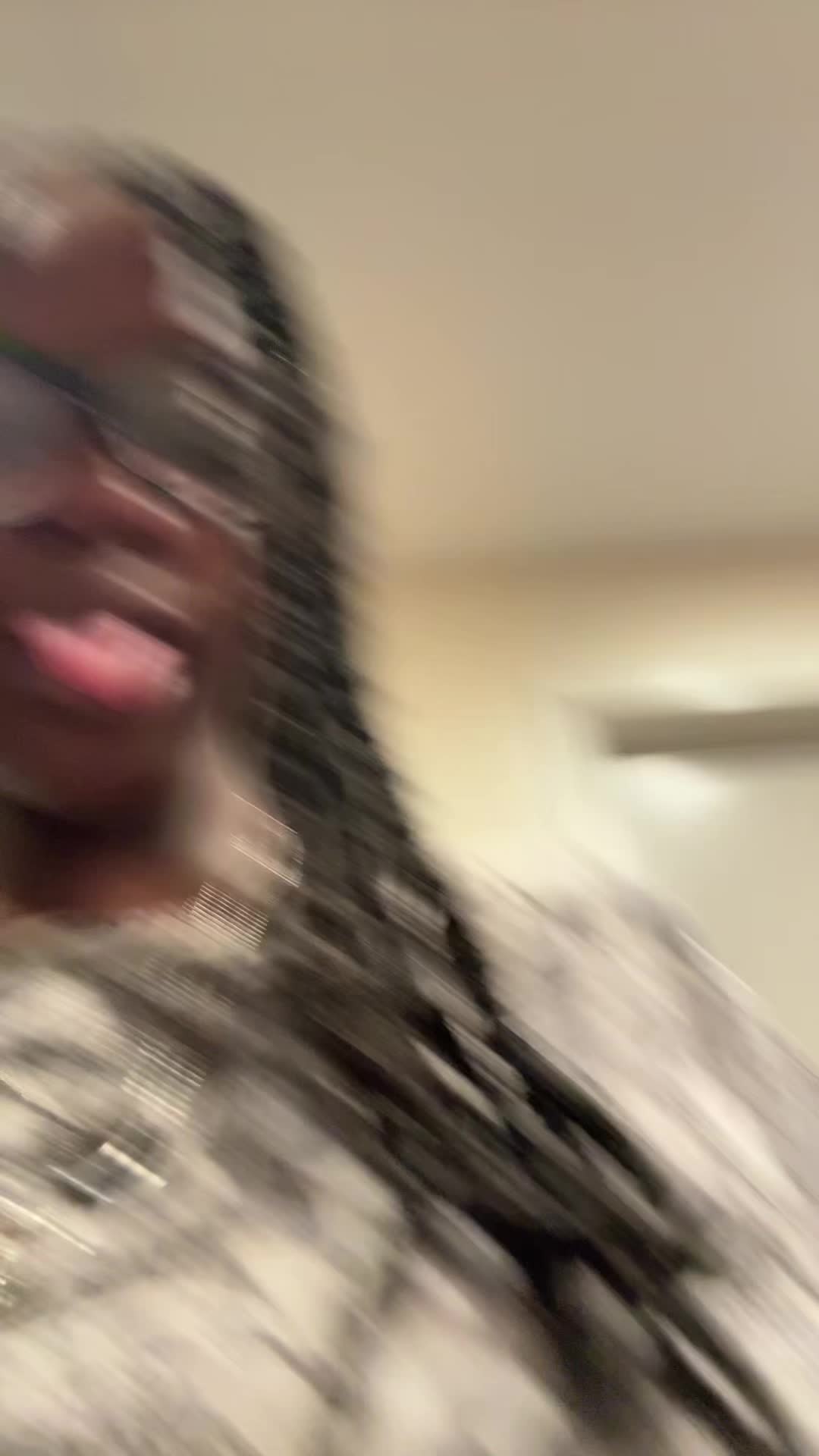 @:p