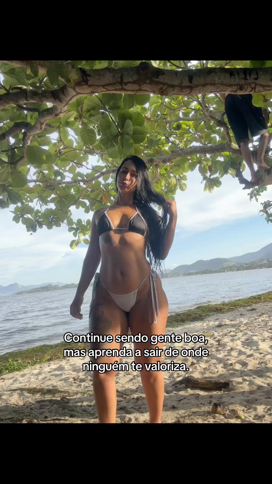 @Ang&eacute;lica Cazuni