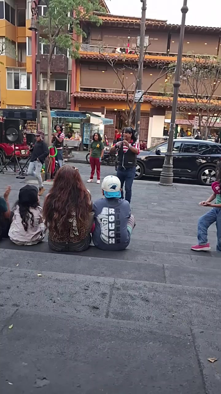 @victoria Lauro