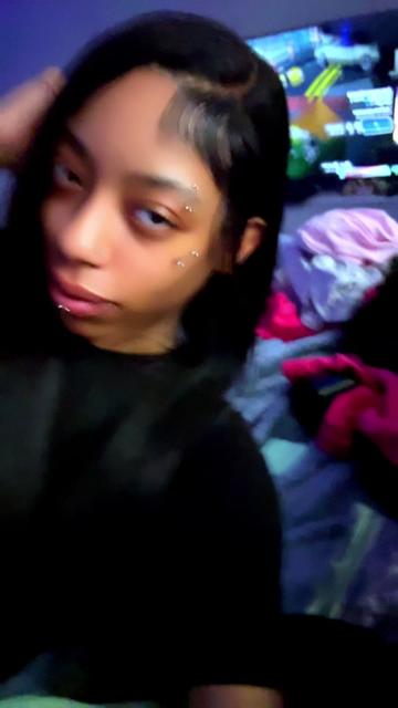 @♡´´•.¸.°★KC★°.¸.•´´♡