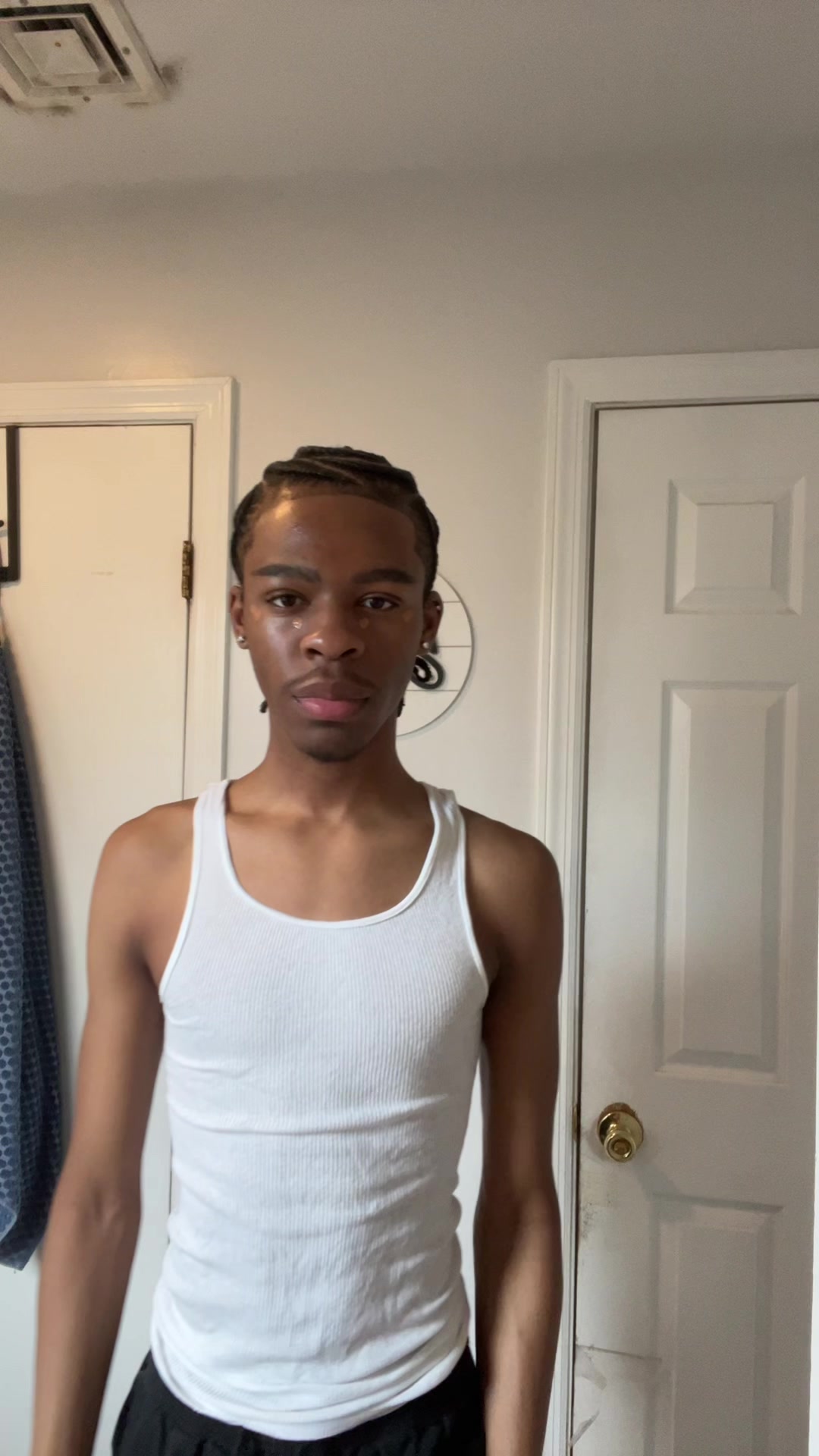 @1sovcious