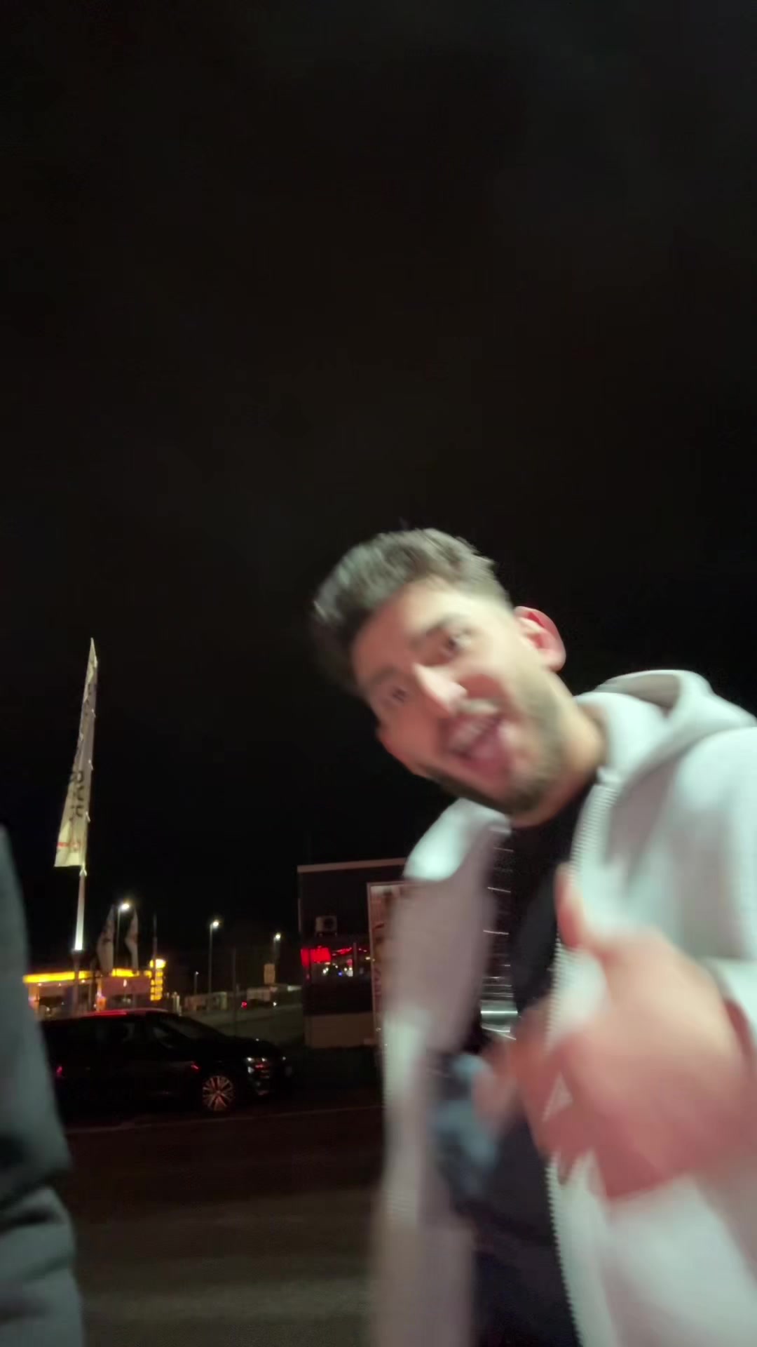 @Häääcano
