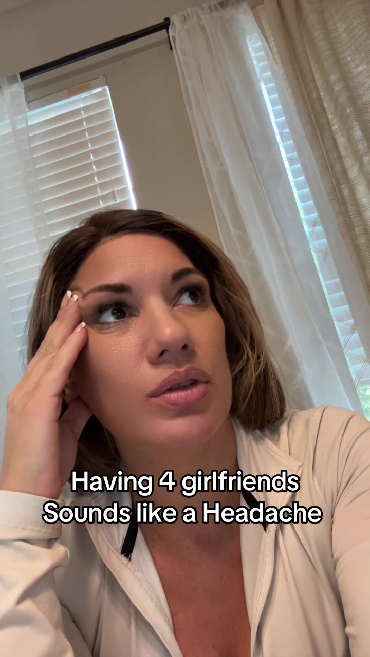 @delphine.frenchy