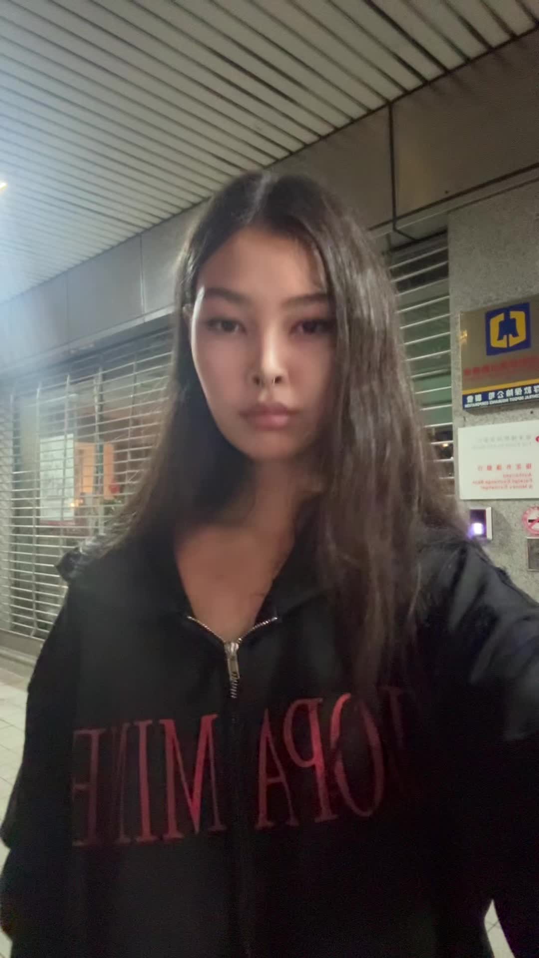 @лали топлес
