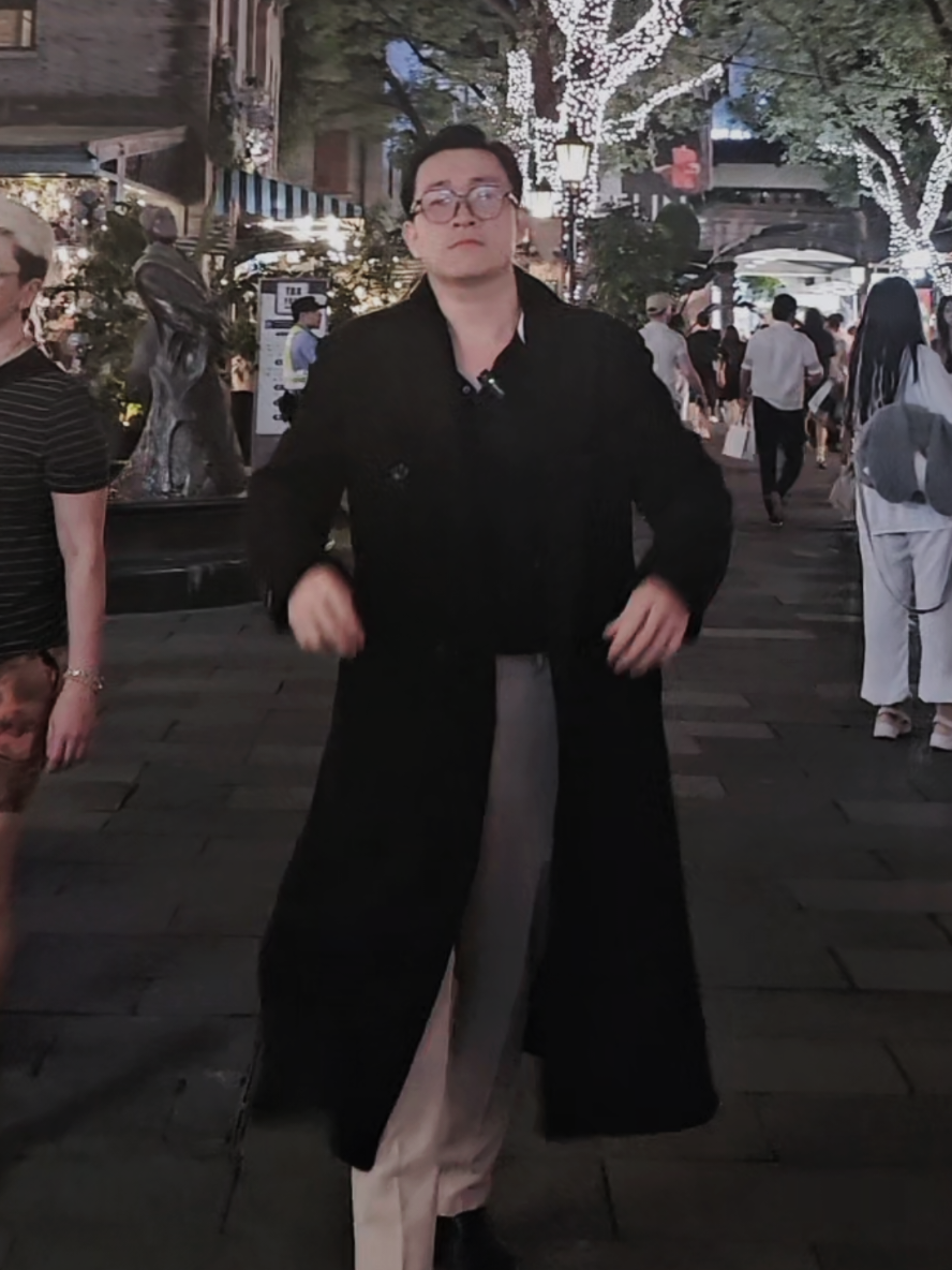 @THẰNG THỢ ĐỤNG